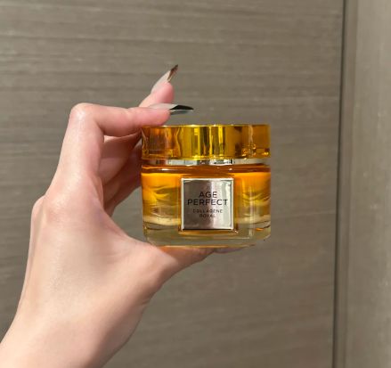 么牌子?2025公认效果显著的十大化妆品AG真人平台app化妆品的十大名牌是什(图5) 么牌子?2025公认效果显著的十大化妆品AG真人平台app化妆品的十大名牌是什(图5)