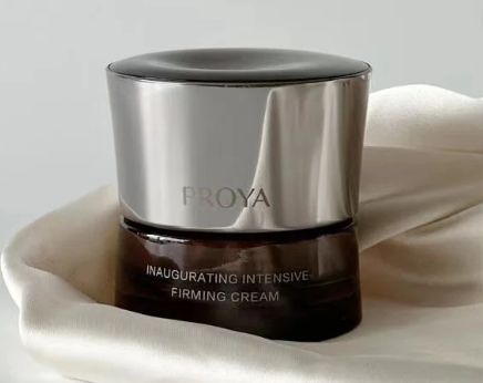 么牌子?2025公认效果显著的十大化妆品AG真人平台app化妆品的十大名牌是什(图7) 么牌子?2025公认效果显著的十大化妆品AG真人平台app化妆品的十大名牌是什(图7)