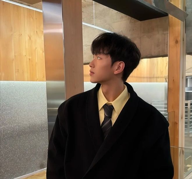 奶横评：这两款爆款3秒起泡+24小时控油AG真人国际实测拆解！2026男士洗面(图4)